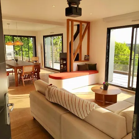 Βίλα Villa California