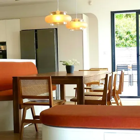 Βίλα Villa California